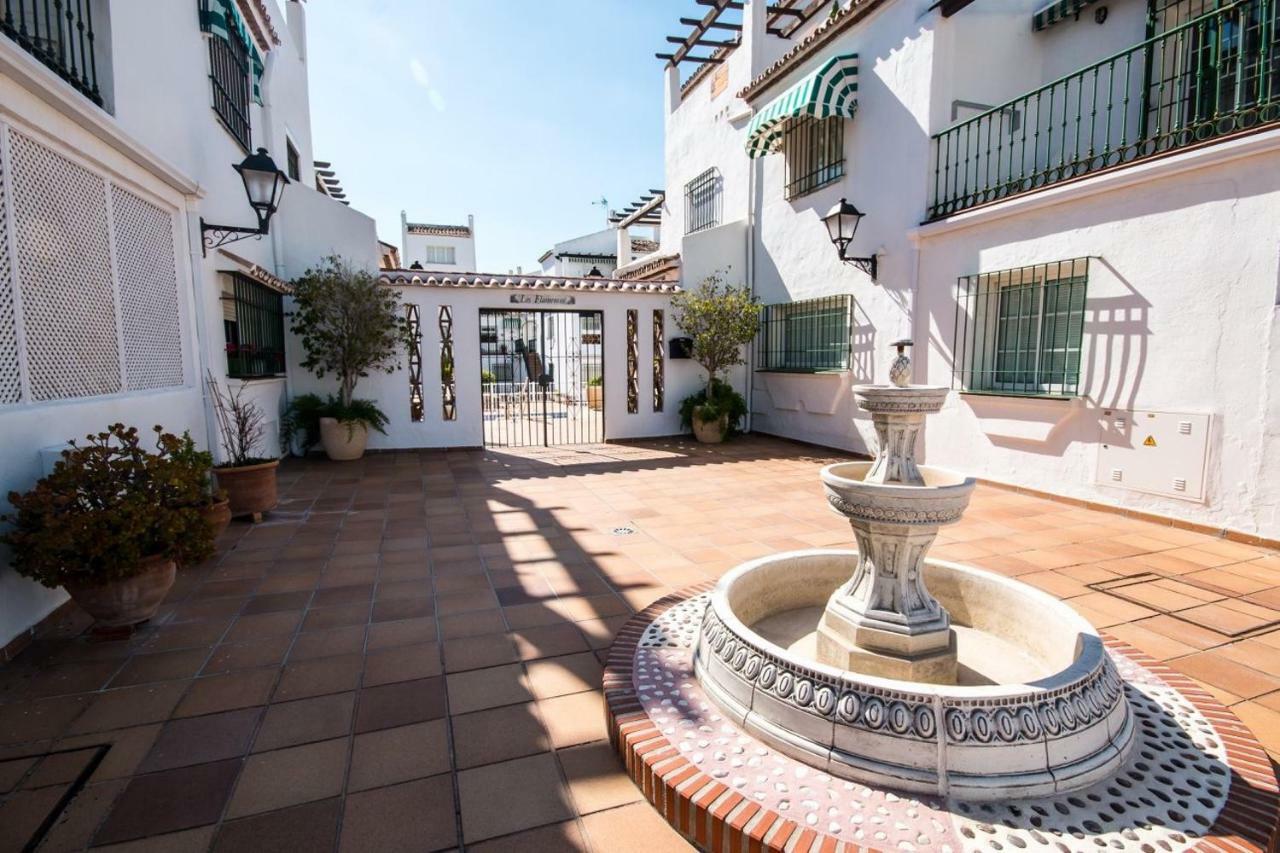 Puerto De La Duquesa Beach Apartment Castillo de Sabinillas Exterior photo