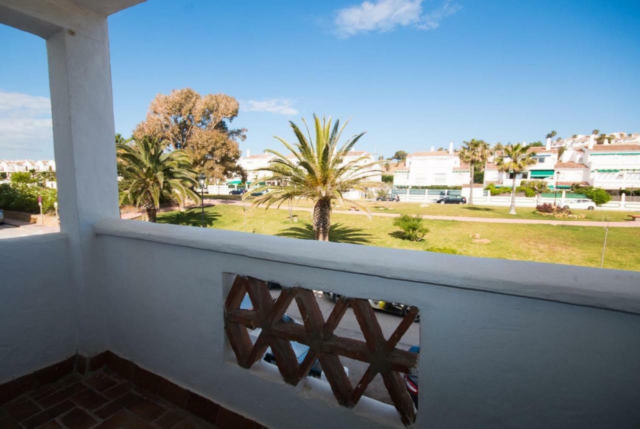 Puerto De La Duquesa Beach Apartment Castillo de Sabinillas Exterior photo