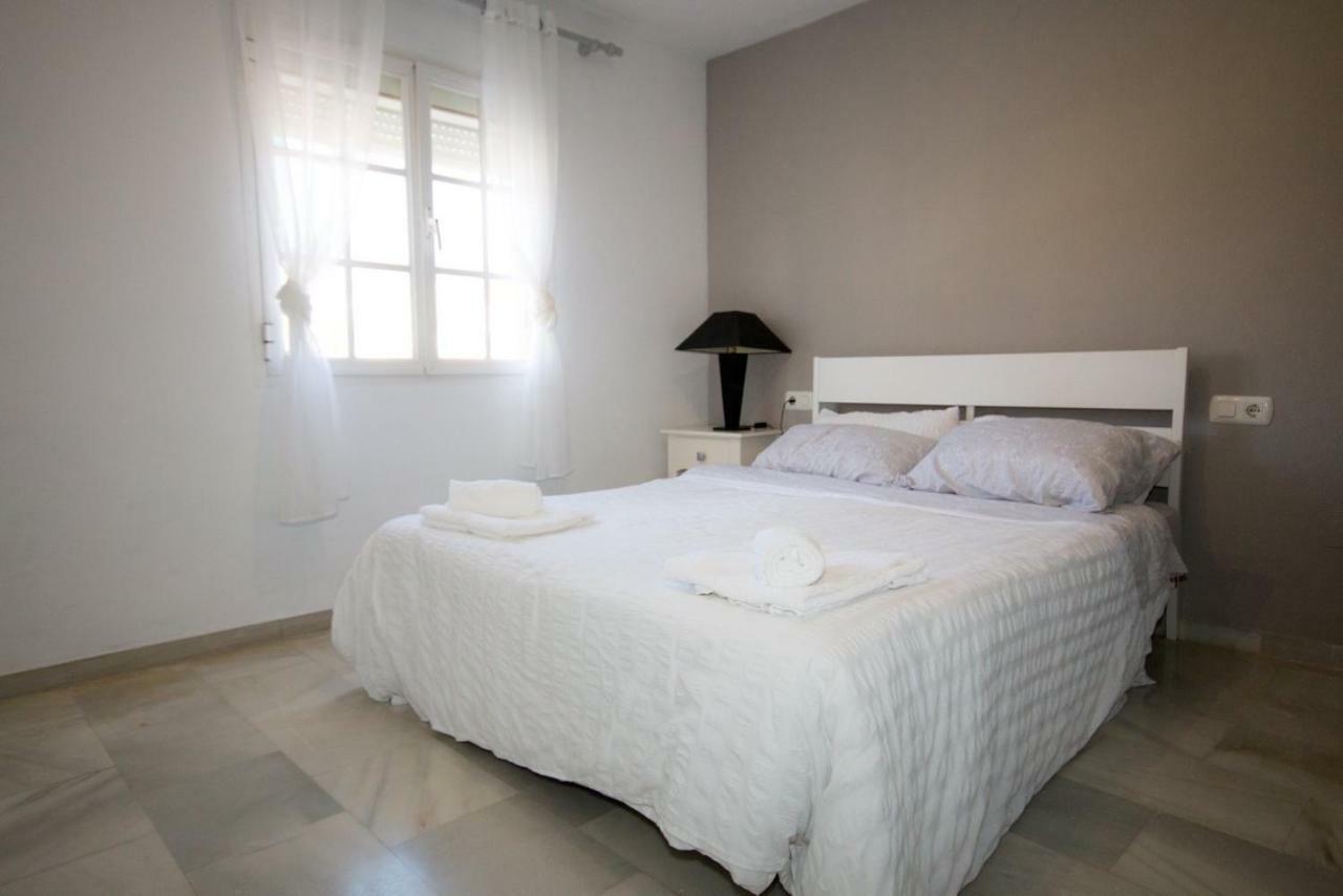 Puerto De La Duquesa Beach Apartment Castillo de Sabinillas Exterior photo